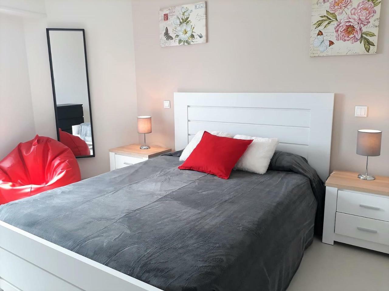 Abmar- Por-do-sol, Vista Mar, Remodelado, Wifi, 80mt *